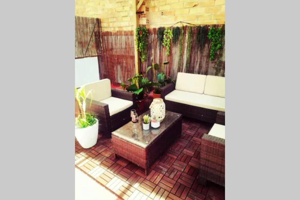 شقة M5 Cool Terrace. Metro 1 Min. Center 15' By Metro إسبلوغيس ذي يوبريغات المظهر الخارجي الصورة